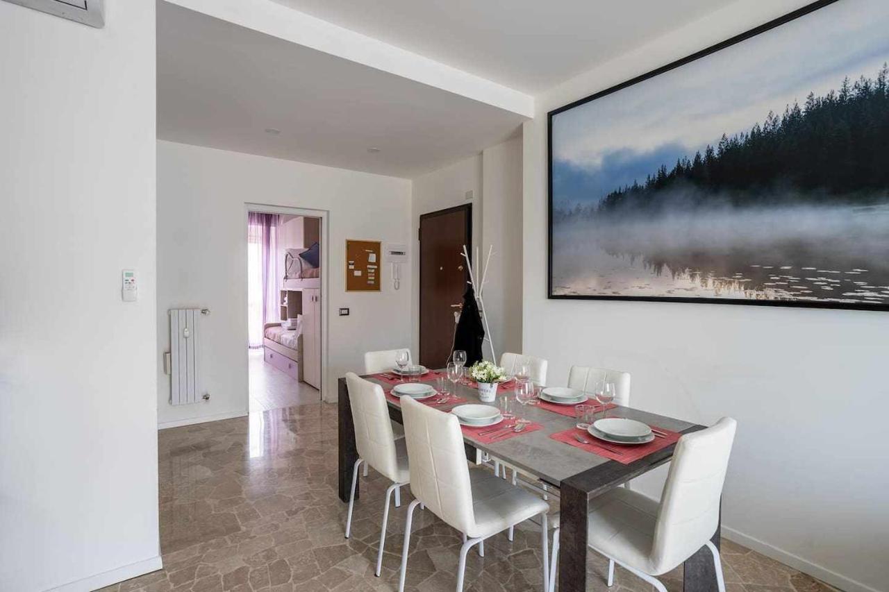 Milano City Apartments - Parking And Comfort - Spacious Apt Up To 8 Pax Buitenkant foto
